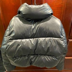 Cropped puffer jacket (Shein) size XL. Never worn